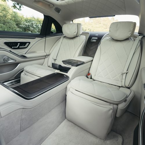 Deutsch:
Mercedes-Maybach S 680
smaragdgrün/mojavsilber
Leder Exklusiv Nappa Maybach macchiatobeige / bronzebraun pearl
Mercedes-Maybach S 680 | Energieverbrauch kombiniert: 11,7-11,0 l/100 km | CO₂-Emissionen kombiniert: 267-251 g/km | CO₂-Klasse: G
 
Englisch:
Mercedes-Maybach S 680
Emerald green/Mojave silver
Maybach Exclusive Nappa Leather Macchiato beige / Bonze brown pearl
Mercedes-Maybach S 680 | combined energy consumption: 11.7-11.0 l/100 km | combined CO₂ emissions: 267-251 g/km | CO₂ class: G 

Deutsch:
Mercedes-Maybach S 680
smaragdgrün/mojavsilber
Leder Exklusiv Nappa Maybach macchiatobeige / bronzebraun pearl
Mercedes-Maybach S 680 | Energieverbrauch kombiniert: 11,7-11,0 l/100 km | CO₂-Emissionen kombiniert: 267-251 g/km | CO₂-Klasse: G
 
Englisch:
Mercedes-Maybach S 680
Emerald green/Mojave silver
Maybach Exclusive Nappa Leather Macchiato beige / Bonze brown pearl
Mercedes-Maybach S 680 | combined energy consumption: 11.7-11.0 l/100 km | combined CO₂ emissions: 267-251 g/km | CO₂ class: G