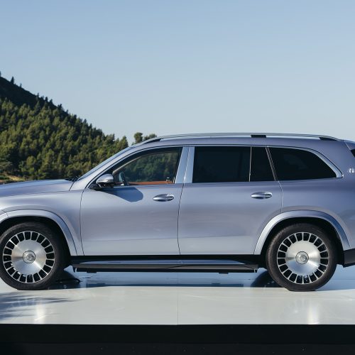 Mercedes-Maybach GLS 680
MANUFAKTUR Côte d'Azur hellblau metallic
Leder Exklusiv Nappa Maybach beech brown / macchiatobeige
Mercedes-Maybach GLS 680 | Energieverbrauch kombiniert: 13,7-13,3 l/100 km | CO₂-Emissionen kombiniert: 312-304 g/km | CO₂-Klasse: G;Mercedes-Maybach GLS 680 | Energieverbrauch kombiniert: 13,7-13,3 l/100 km | CO₂-Emissionen kombiniert: 312-304 g/km | CO₂-Klasse: G*

Mercedes-Maybach GLS 680
MANUFAKTUR Côte d'Azur light blue metallic
Maybach Exclusive Nappa Leather Beech brown / Macchiato beige
Mercedes-Maybach GLS 680 | combined energy consumption: 13.7-13.3 l/100 km | combined CO₂ emissions: 312-304 g/km | CO₂ class: G;Mercedes-Maybach GLS 680 | combined energy consumption: 13.7-13.3 l/100 km | combined CO₂ emissions: 312-304 g/km | CO₂ class: G*