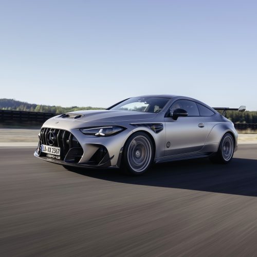 Der neue Mercedes-AMG CLE 646 Spezialanfertigung. Energieverbrauch kombiniert: 15,8l/100 km | CO₂-Emissionen kombiniert: 359 g/km | CO₂-Klasse: G Die Angaben sind vorläufig. Es liegen bislang weder bestätigte Werte von einer amtlich anerkannten Prüforganisation noch eine EG-Typgenehmigung noch eine Konformitätsbescheinigung mit amtlichen Werten vor. Abweichungen zwischen den Angaben und den amtlichen Werten sind möglich;Mercedes-AMG CLE 646 Spezialanfertigung. Energieverbrauch kombiniert: 15,8l/100 km | CO₂-Emissionen kombiniert: 359 g/km | CO₂-Klasse: G*

The all-new Mercedes-AMG CLE 646 Spezialanfertigung. Energy consumption combined: 15.1l/100 km | Combined CO₂ emissions: 359 g/km | CO₂ class: G The figures are provisional. To date, there are no confirmed figures from an officially recognised testing organisation, nor is there an EC type-approval or a certificate of conformity containing official figures. There may be discrepancies between the figures provided and the official figures.;Mercedes-AMG CLE 646 Spezialanfertigung. Energy consumption combined: 15.1l/100 km | Combined CO₂ emissions: 359 g/km | CO₂ class: G*