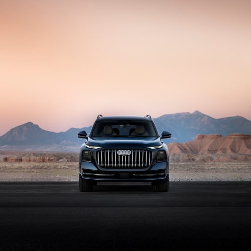 Waitomo blue metallic, outdoor static photo, exterior, front view