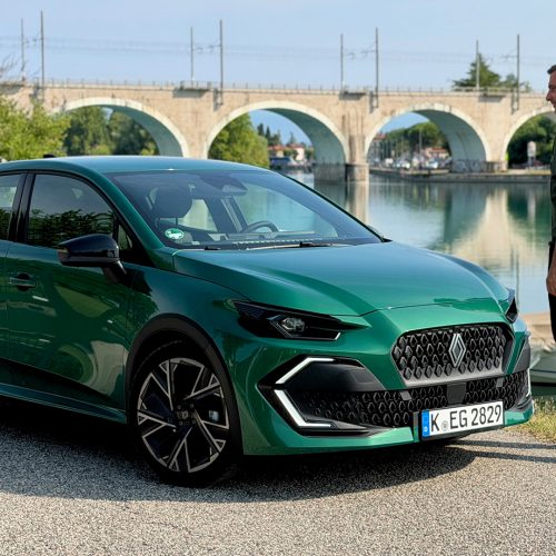 Renault-Clio-brilliert-bei-Reichweiten-Challenge-3