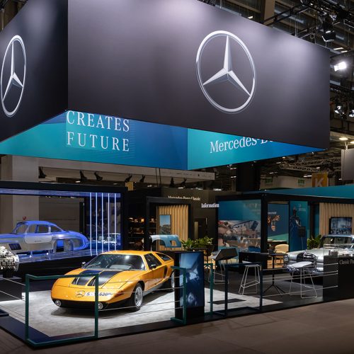 Stand von Mercedes-Benz Classic auf dem Salon Rétromobile 2025 in Paris. (Fotosignatur der Archive von Mercedes-Benz Classic: D850865) 

Mercedes-Benz Classic booth at the Salon Rétromobile 2025 in Paris. (Photo index number in the Mercedes-Benz Classic Archive: D850865)