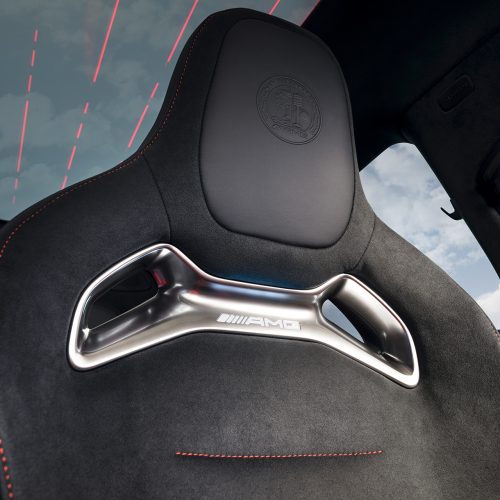 Die Schaltzentrale der Performance: das Interieur des neuen Mercedes-AMG GT 4-Türer Coupés 

The control centre of performance: the interior of the new Mercedes-AMG GT 4-door Coupé